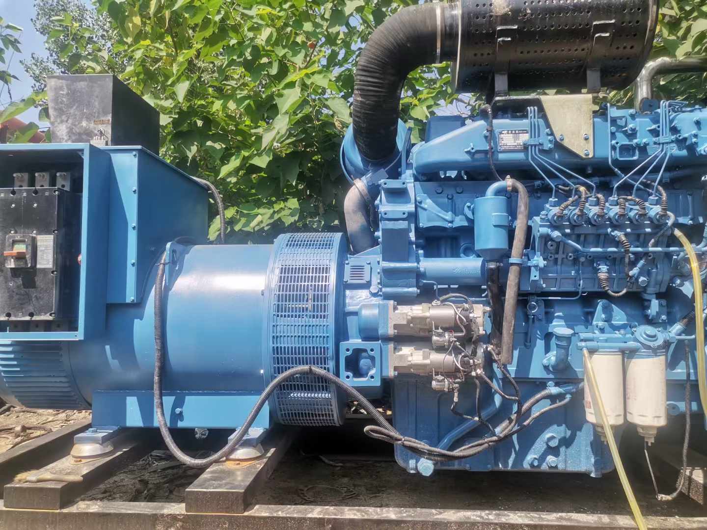 化隆详细说明降低 800kW 柴油发电机输出电流波动的方法