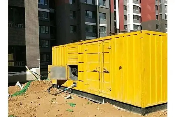 化隆发电机租赁中燃油压力过低会对发动机的哪些部件造成损坏？