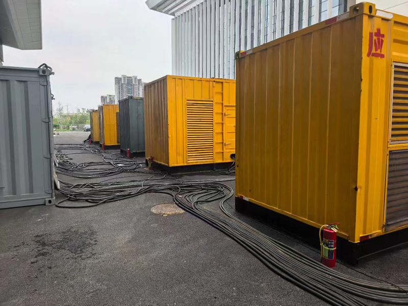 化隆柴油发电机组冬季保养有哪些注意事项?